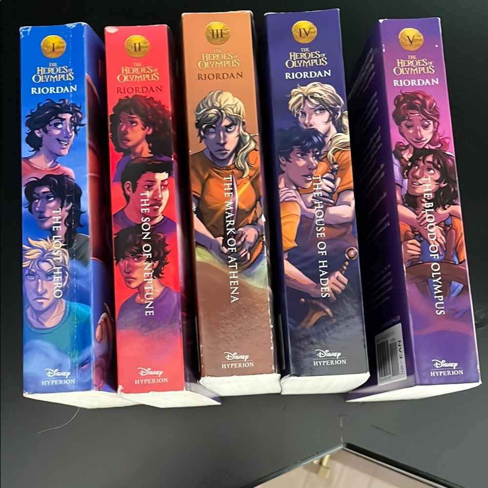 Heroes of Olympus Book Set by Rick Riordan